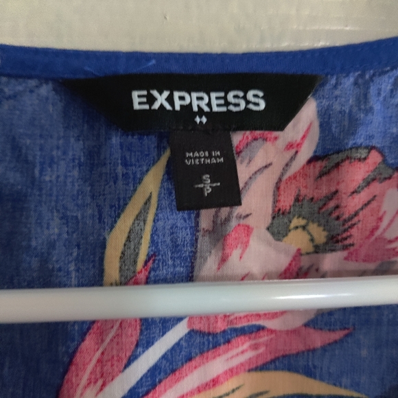 Express Jumper - Picture 3 of 3